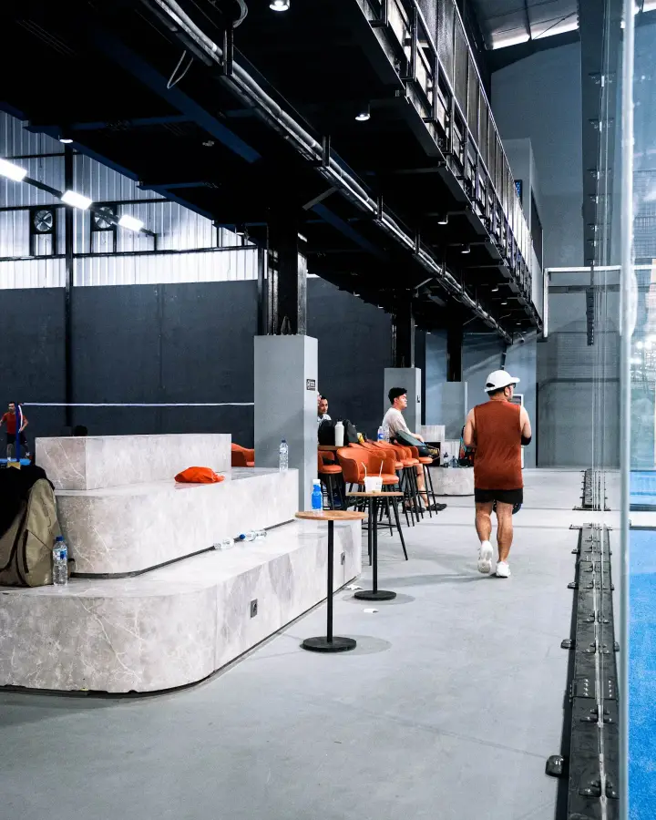 Lounge by the courts