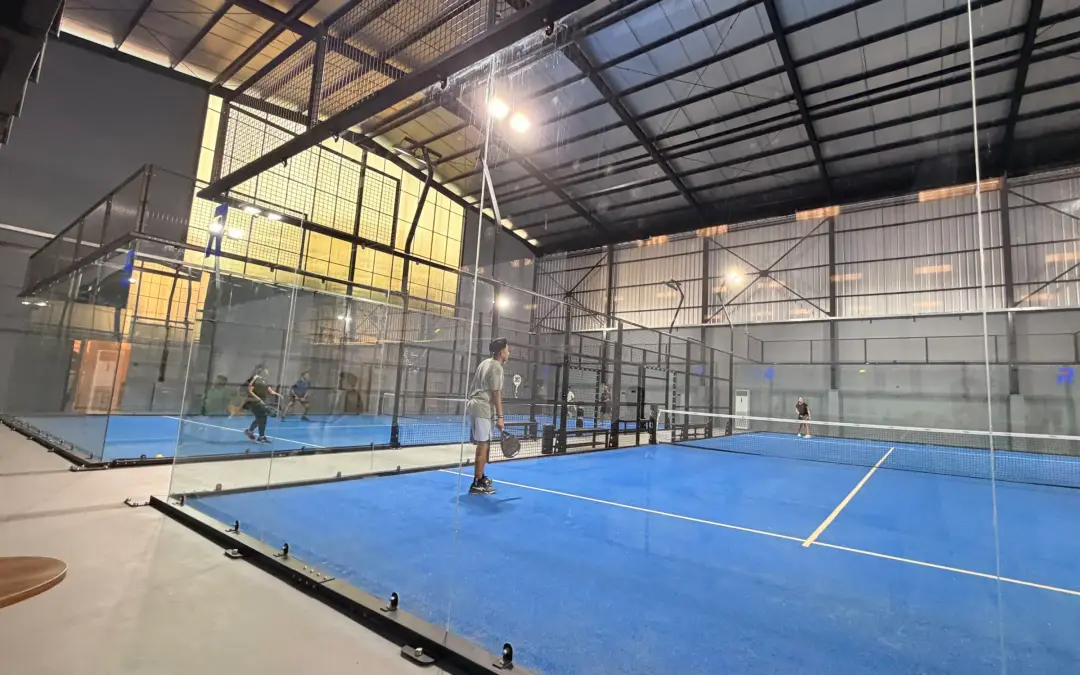Wide view of a padel court